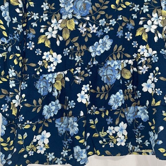 Time and tru blouse - Picture 3 of 7